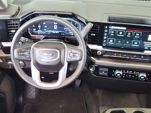 Used 2025 GMC Sierra 1500 SLT RWD image 27