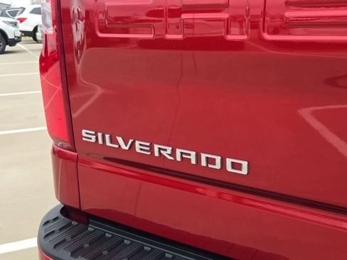 Used 2023 Chevrolet Silverado 1500 RST AWD/4WD image 11