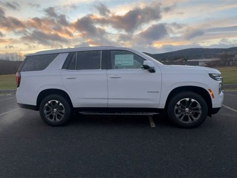 New 2026 Chevrolet Tahoe LT image 9