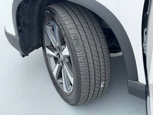 Certified 2024 Honda Pilot Elite image 27