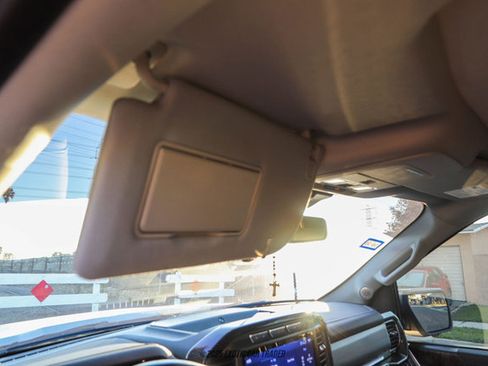 Used 2021 Ford F150 Lariat w/ Equipment Group 502A High image 45