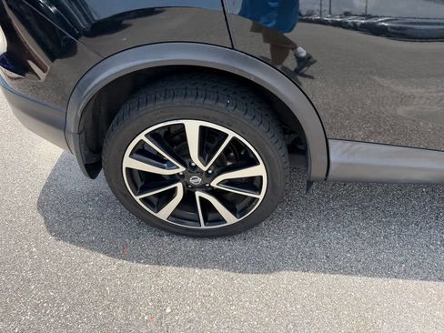 Used 2018 Nissan Rogue Sport SL w/ SL Premium Package FWD image 5