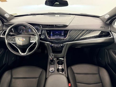 Used 2024 Cadillac XT6 Premium Luxury AWD/4WD image 15
