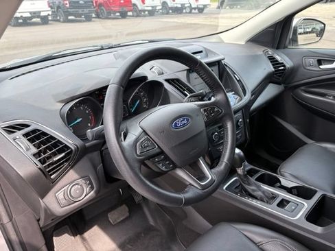 Used 2017 Ford Escape Titanium FWD image 21