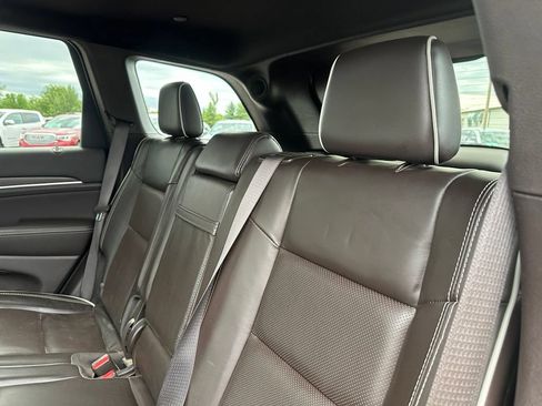 Used 2019 Jeep Grand Cherokee Overland AWD/4WD image 23