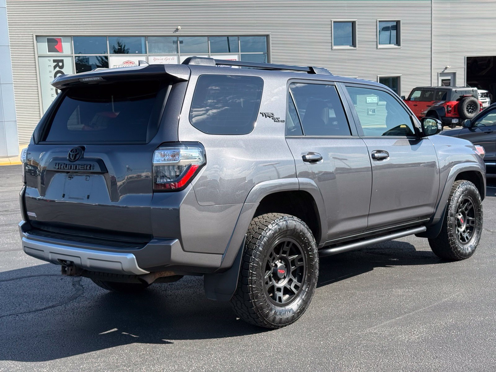 Used 2022 Toyota 4Runner TRD Off-Road Premium AWD/4WD image 4