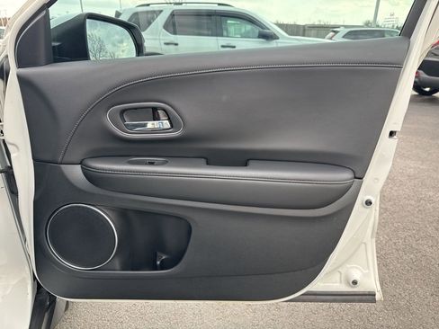 Certified 2022 Honda HR-V EX-L image 37