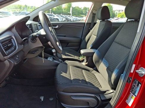 Used 2018 Kia Rio S FWD image 17