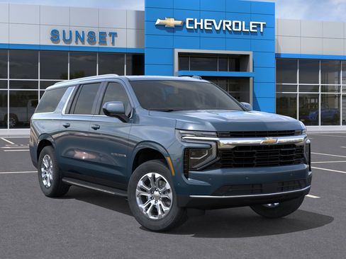 New 2026 Chevrolet Suburban LS RWD image 7