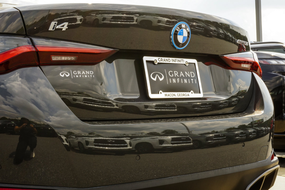 Used 2023 BMW i4 eDrive35 RWD image 13