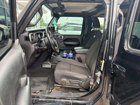 Used 2021 Jeep Wrangler Unlimited Sport AWD/4WD image 6