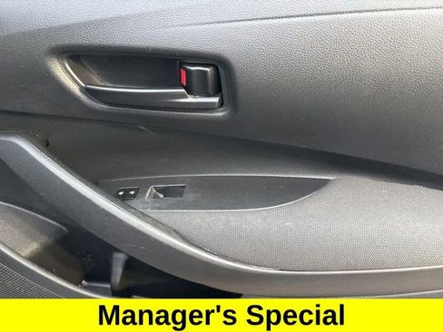 Used 2023 Toyota Corolla LE image 38