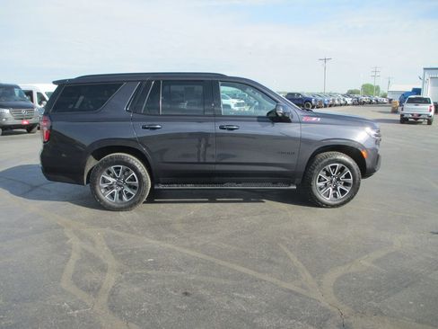 Used 2023 Chevrolet Tahoe Z71 w/ Z71 Off-Road Package AWD/4WD image 5