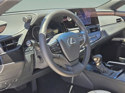 Certified 2025 Lexus ES 350 w/ Premium Package FWD image 11
