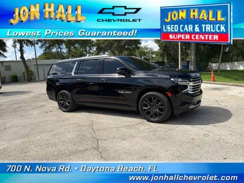 Used 2024 Chevrolet Suburban High Country AWD/4WD image 18