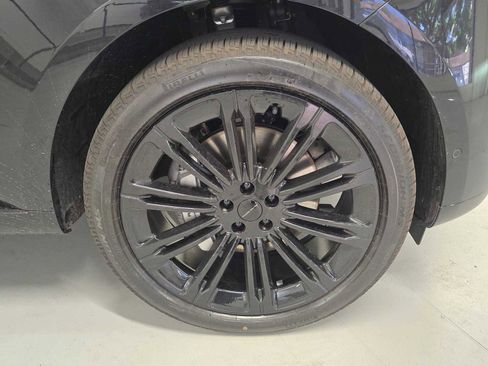 New 2026 Land Rover Range Rover SE AWD/4WD image 9