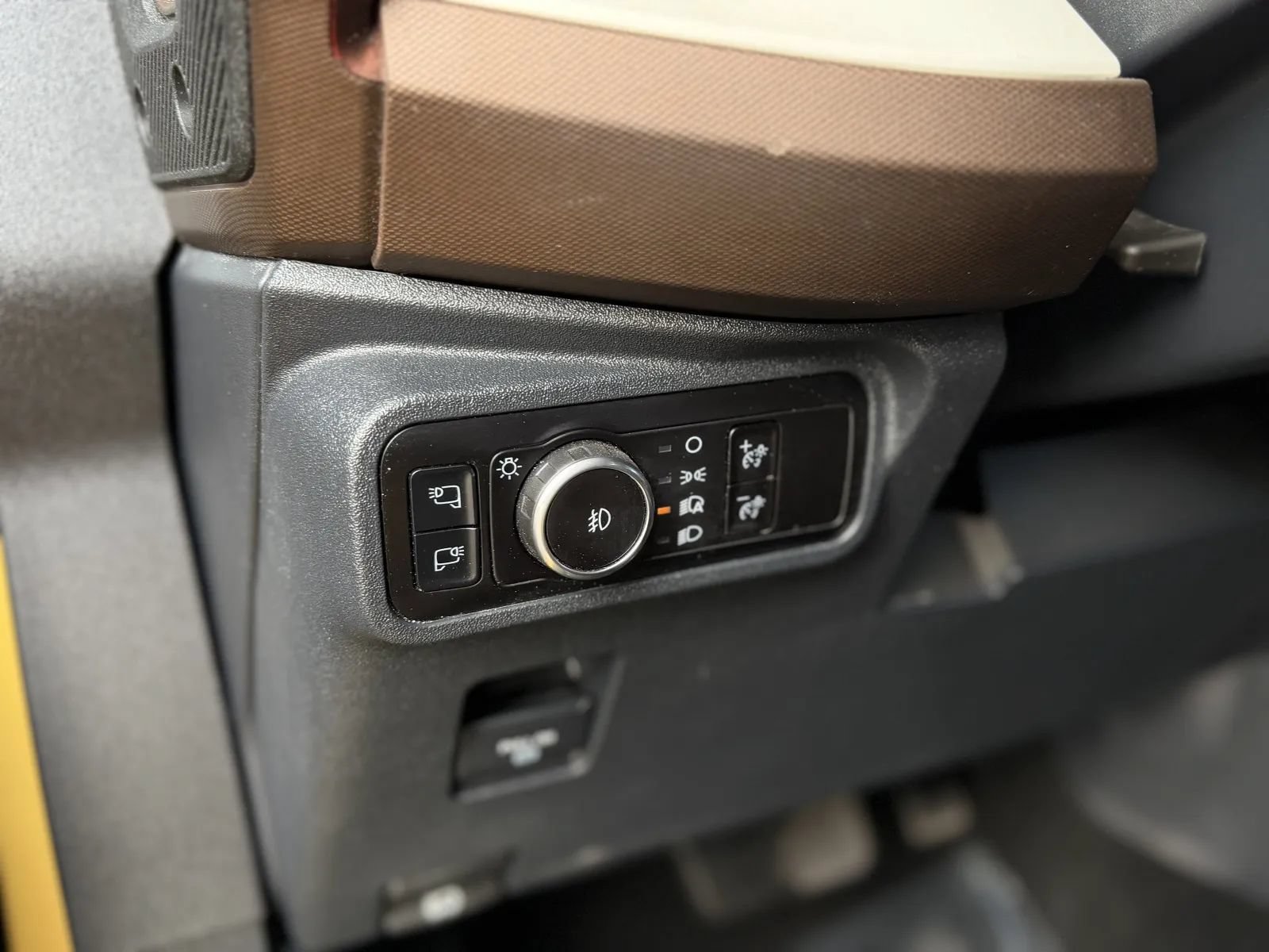 Used 2024 Ford Bronco Heritage Edition AWD/4WD image 26