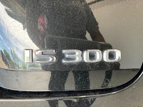 Used 2023 Lexus IS 300 w/ Premium Package image 9