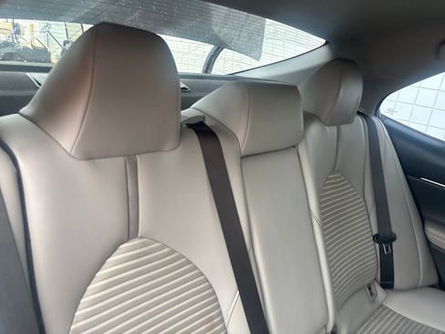 Used 2019 Toyota Camry SE image 26