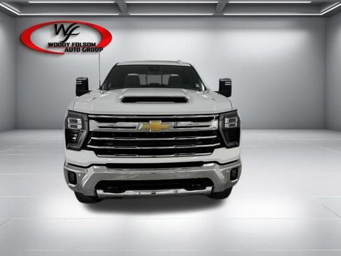 New 2026 Chevrolet Silverado 2500 LTZ w/ LTZ Convenience Package AWD/4WD image 2