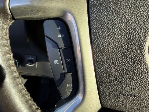 Used 2019 GMC Savana 2500 w/ Driver Convenience Package image 15