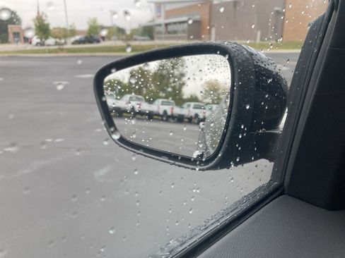 Used 2024 Ford Escape ST-Line Select w/ Tech Pack #2 image 59