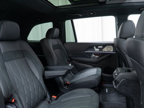 Certified 2025 Mercedes-Benz GLS 63 AMG 4MATIC image 24