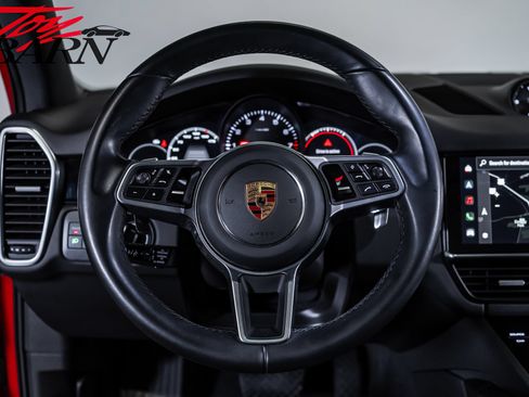 Used 2023 Porsche Cayenne AWD/4WD image 27