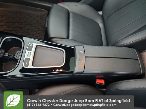 Used 2025 Mercedes-Benz CLA 250 4MATIC image 30