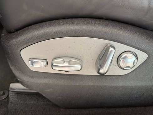 Used 2024 Porsche Macan image 20