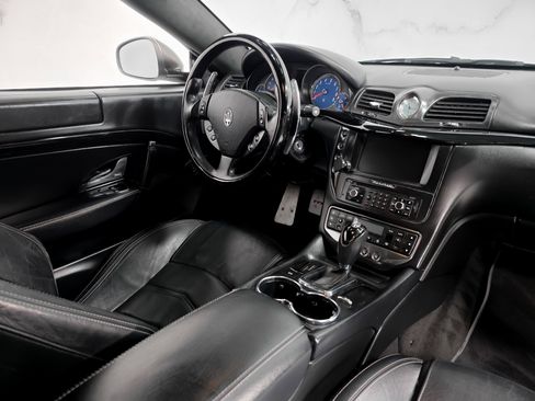 Used 2013 Maserati GranTurismo Sport image 4