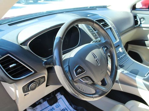 Used 2016 Lincoln MKX Reserve w/ Technology Package image 10