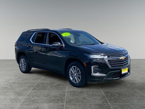 Used 2023 Chevrolet Traverse LT AWD/4WD image 7