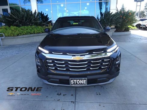 New 2026 Chevrolet Equinox LT FWD image 2