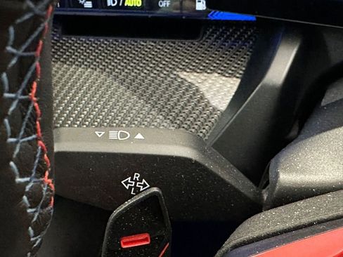 Used 2025 BMW M5 Base w/ Carbon Package image 24