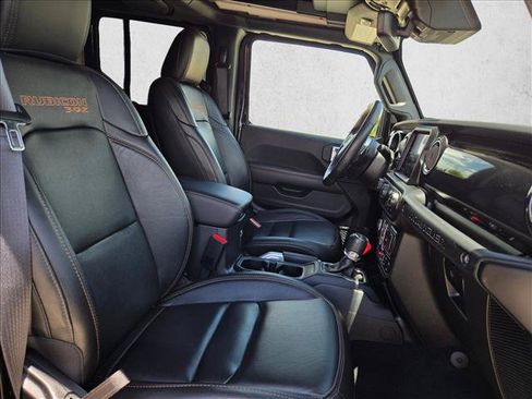 Used 2022 Jeep Wrangler Unlimited Rubicon AWD/4WD image 21