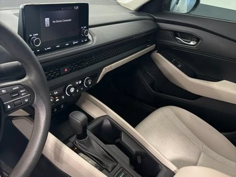 Used 2023 Honda Accord LX image 12