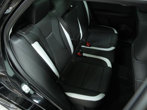 New 2025 Buick Envision Sport Touring image 15