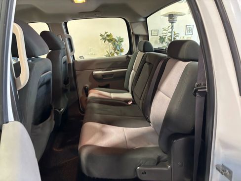 Used 2009 Chevrolet Silverado 2500 W/T image 10