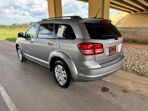 Used 2016 Dodge Journey SE w/ Flexible Seating Group FWD image 5