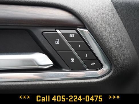 Used 2025 GMC Sierra 1500 SLT AWD/4WD image 34