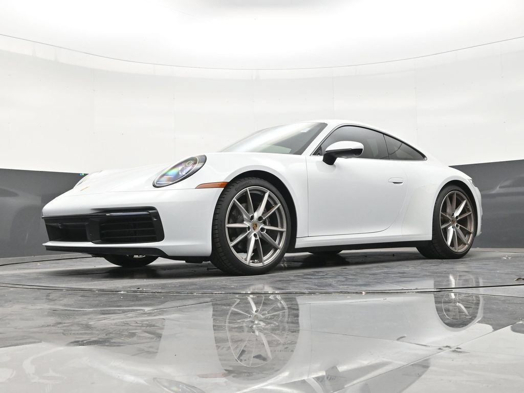 Used 2022 Porsche 911 Carrera RWD image 20