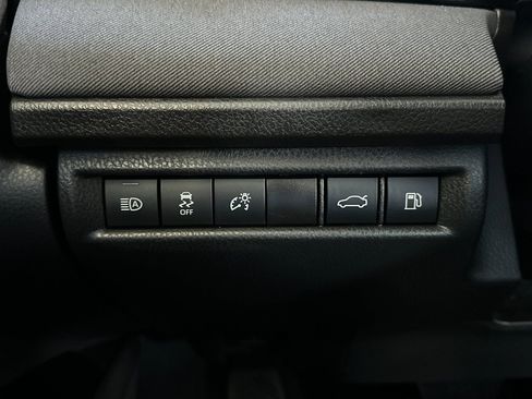Used 2025 Toyota Camry LE FWD image 25