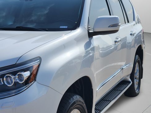 Used 2019 Lexus GX 460 Premium AWD/4WD image 37