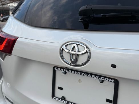 Used 2019 Toyota Highlander Limited AWD/4WD image 11
