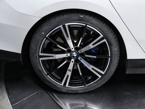 Used 2024 BMW 540i xDrive w/ Premium Package AWD/4WD image 8