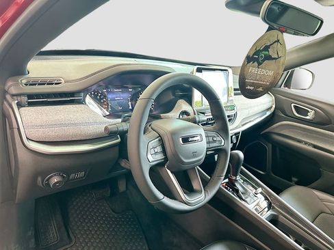 New 2025 Jeep Compass Latitude w/ Convenience Group image 10