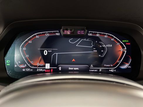 Used 2022 BMW X6 xDrive40i w/ Executive Package image 22