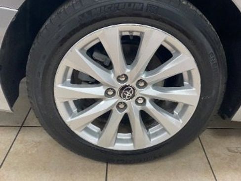 Used 2019 Toyota Camry LE w/ Convenience Package image 33