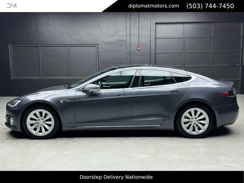 Used 2017 Tesla Model S 100D image 4